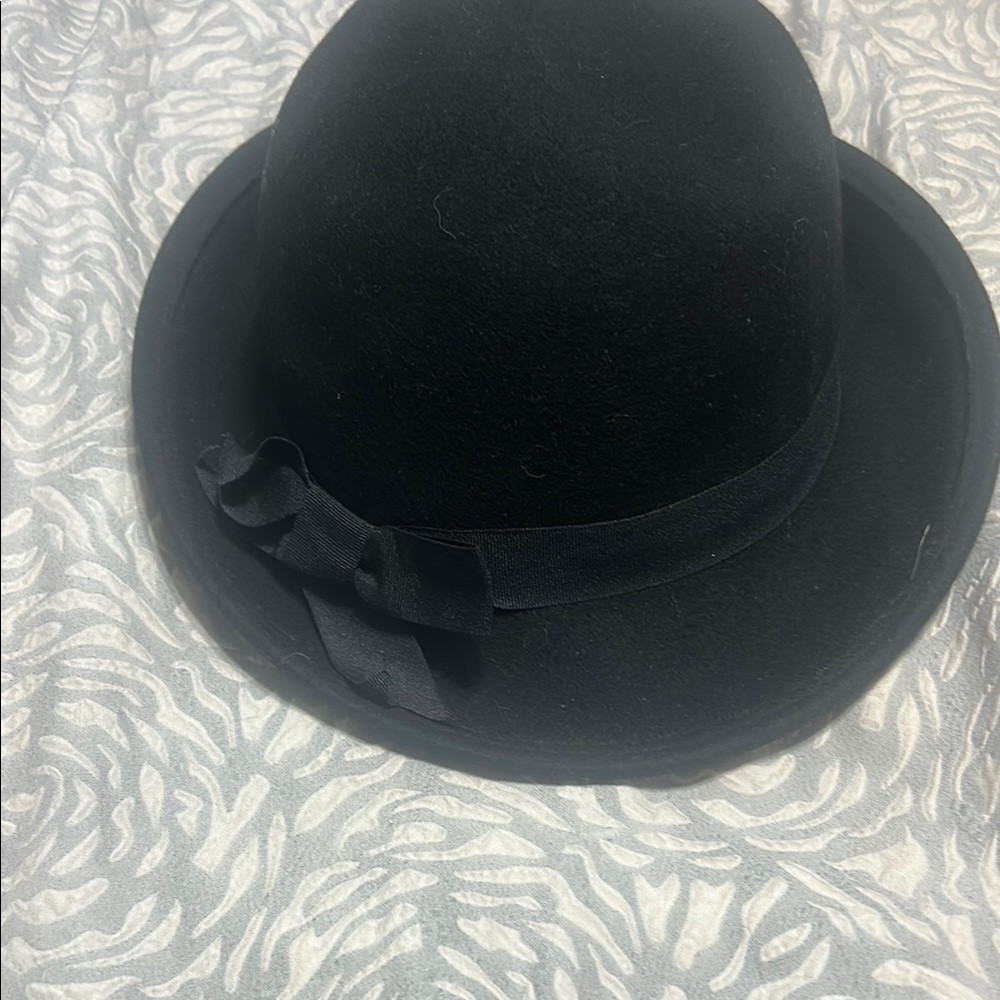 Timeless Black Felt Fedora Hat